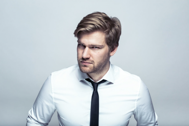 Shahak Shapira