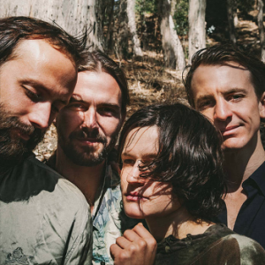 Big Thief veröffentlichen ihr neues Album „Two Hands“.